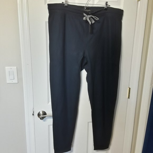 Banana Republic Waffle Knit Jogger - Picture 9 of 11